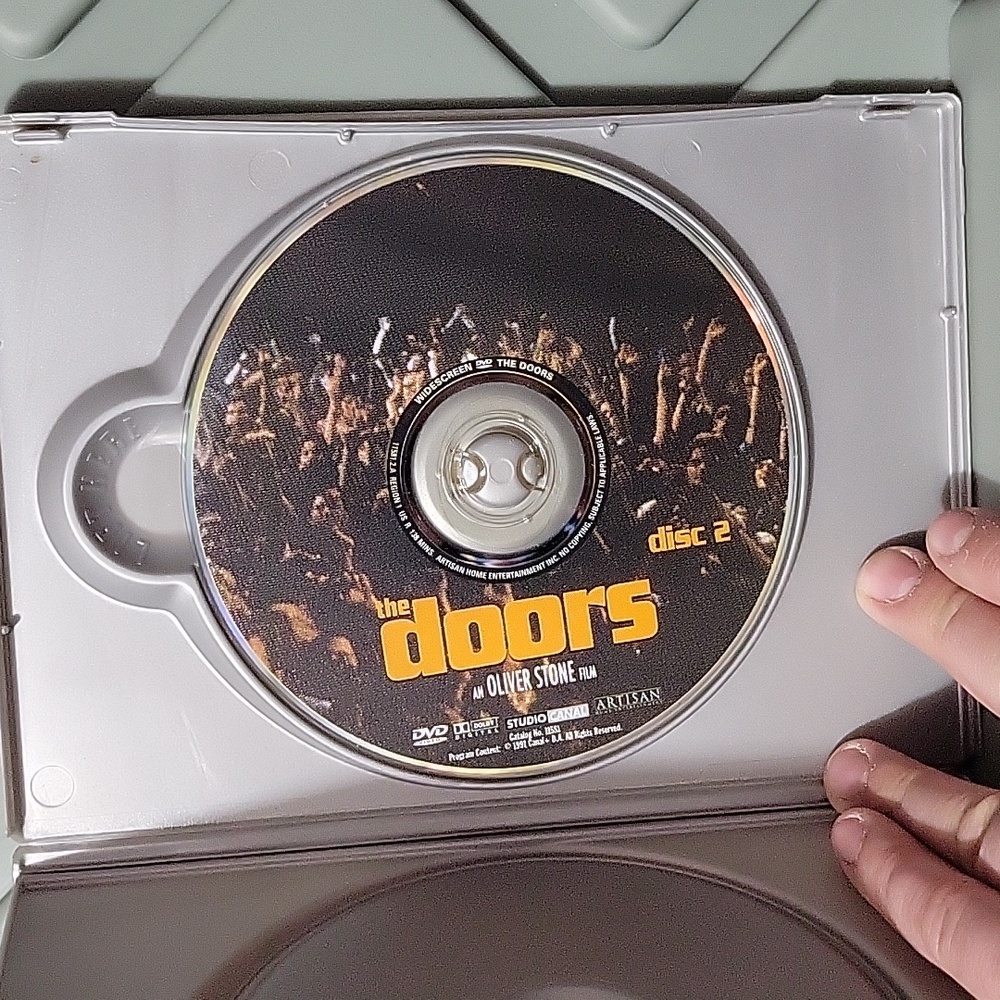 Special Artisan Edition of The Doors film on a two-disc DVD set Used Condtion - Picture 12 of 12